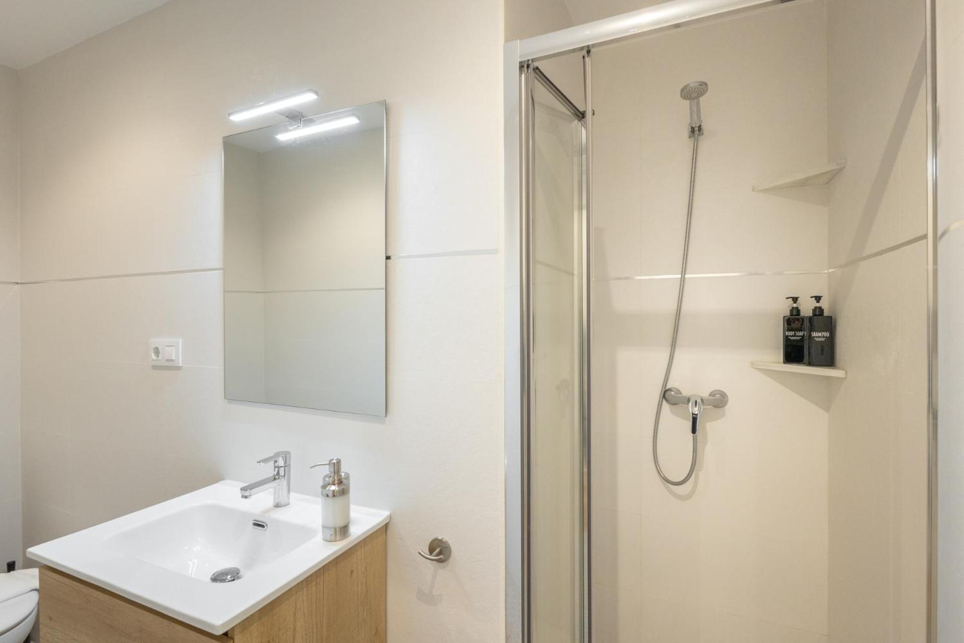 Isg Apartments Triana 1 Sevilla Buitenkant foto